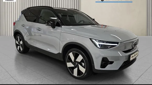 VOLVO XC40 ULTIMATE Twin Engine-AWD-Krok-H&K-360°-PIXEL-Panorama++