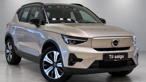 VOLVO XC40 Plus Dark/433KM/408HK/4X4/ACC/Krok/V.Pumpe/R.Kam/1Eier
