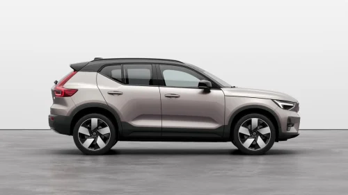 VOLVO XC40 Recharge Twin Ult KROK|PANO|360|H&K
