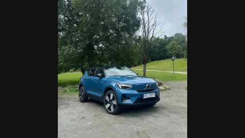 VOLVO XC40 Recharge Twin 408hk Ultimate Pixel Tailored Wool HF SA