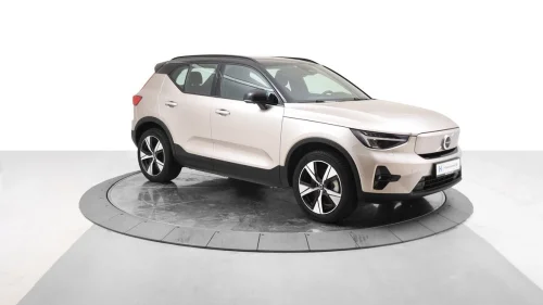 VOLVO XC40 408 HK/ Ultimate/ 360 g.k./P.Soltak/Hengerfeste