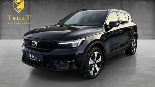 VOLVO XC40 Ultimate / AWD / 430km / H.feste / Panorama / H&K / H&K