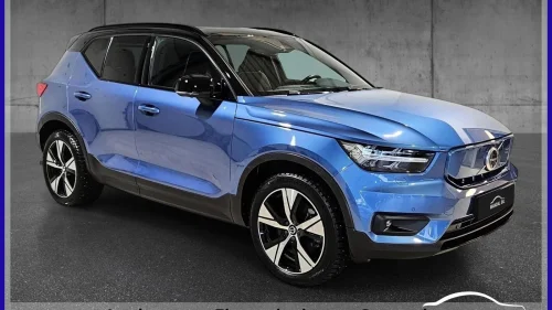 VOLVO XC40 P8 AWD Recharge 408hk PANO KROK SKINN/ALCANTARA,harman