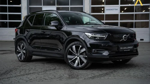 VOLVO XC40 P8 AWD RECHARGE/R-DESIGN/PANO/360/H&K/20"/KROK/ELSETE
