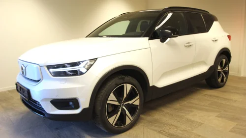 VOLVO XC40 PRO Electric/408HK/Panorama/360 Kamera/Garanti++
