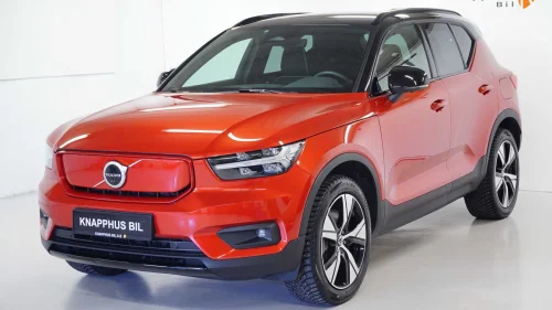 VOLVO XC40 P8 AWD Recharge Cruise/R.kamera/Hengerfeste/Garanti