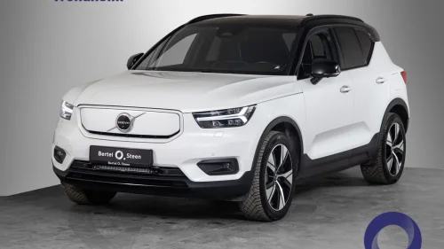 VOLVO XC40 AWD | Panoramatak| 360° kamera|Harman Kardon |El seter