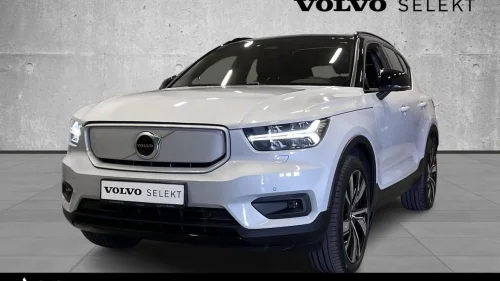VOLVO XC40 P8 AWD - 360, Panorama, Google, 20" H&K+++