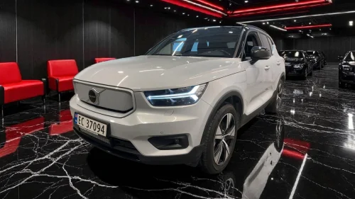 VOLVO XC40 RECHARGE P8 AWD+ACC+LYSPAKKE+INTELLISAFE+KROK