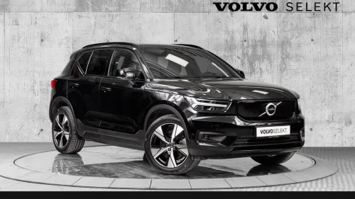 VOLVO XC40 P8 AWD Recharge Core 408Hk. Hengerfeste!