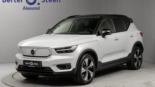VOLVO XC40 P8 AWD Recharge | R-Design | Adaptiv cruise | Krok