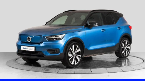 VOLVO XC40 P8 AWD Recharge - 360kam, ACC, H&K, Pano, Navi