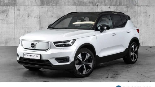 VOLVO XC40 AWD Pro / Hengerfeste / Harman / 360 / Soltak /