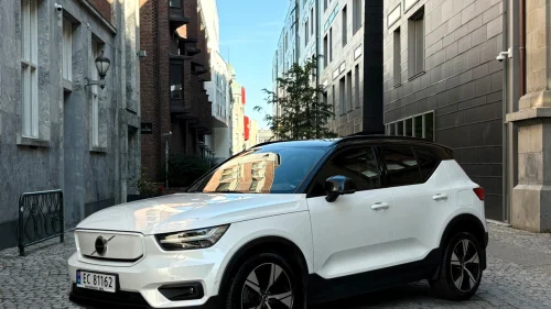 VOLVO XC40 Recharge Twin/AWD/Pro/Soltak/360/H&K