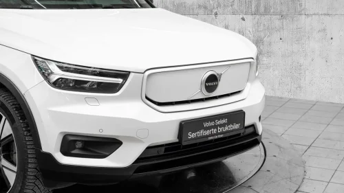 VOLVO XC40 AWD Twin Plus AktivLED Hengerfeste