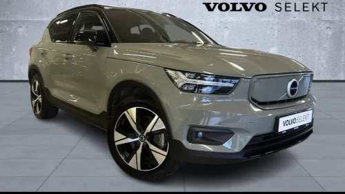 VOLVO XC40 408hk AWD Plus, Varmepumpe, Google Maps,