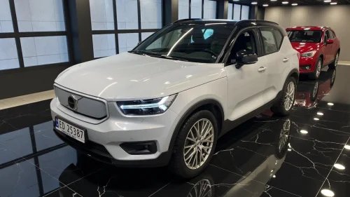 VOLVO XC40 RECHARGE AWD+KROK+LYSPAKKE+EL STOL+INTELLISAFE+