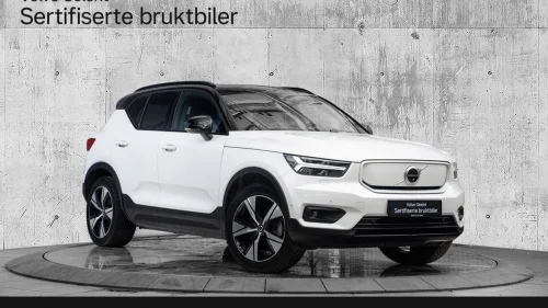 VOLVO XC40 Twin Pro AWD Mye Utstyr! Harman/Kardon Hengerfeste