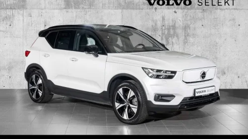 VOLVO XC40 Twin Pro AWD Hengerfeste H/K 360 ++