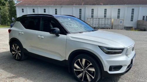 VOLVO XC40 Recharge Twin 408 hk AWD Pro /Hfeste/Harmon K/360