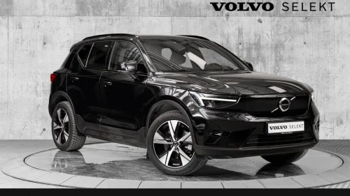 VOLVO XC40 Recharge Twin Plus 408Hk. Velutstyrt / Hengerfeste