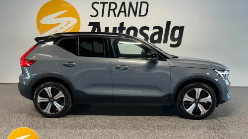 VOLVO XC40 Recharge Twin Plus AWD 408hk Tilhengerfeste Ryggekamera