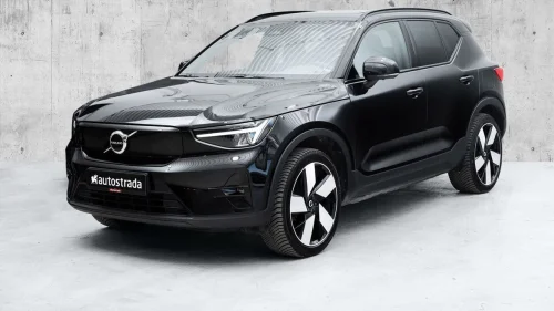 VOLVO XC40 Ultimate|AWD|360|Harmankardon|krok|Panorama|20"|