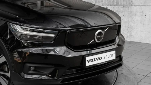 VOLVO XC40 P6 Recharge Pro Hengerfeste Harman/Kardon AktivLED