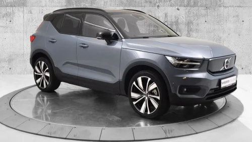 VOLVO XC40 Pro / Krok / Panorama