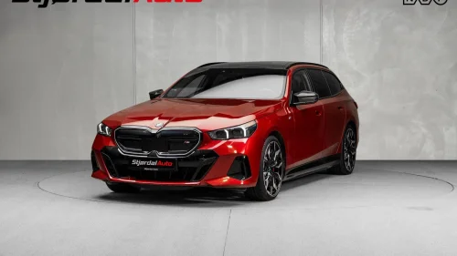 BMW i5 M60 xDrive M60 xDrive M-SPORT BOWERS/ICONICGLOW/BAKAKSELSTYRING