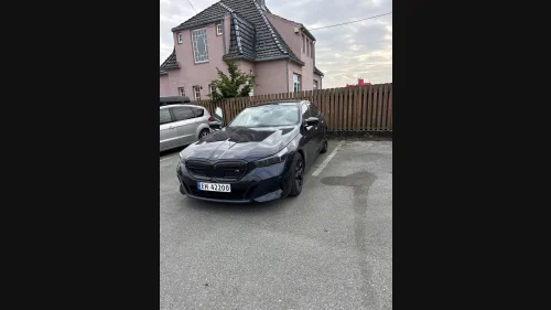 BMW i5 M60 xDrive M60 xDrive SuperCharged(K)