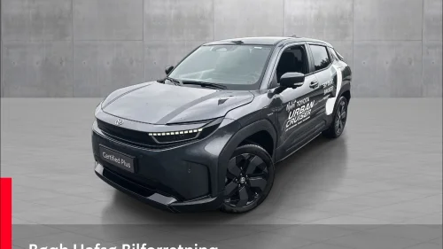 TOYOTA URBAN CRUISER 4WD Executive 61kWt Panorama/JBL/Delskinn/360kamera