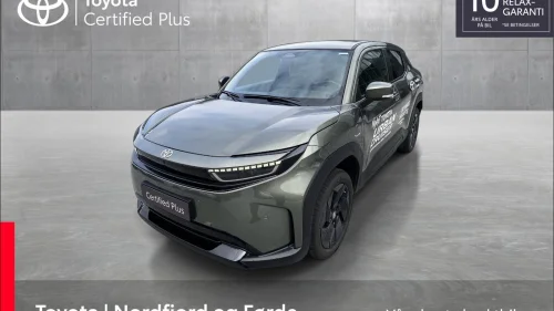 TOYOTA URBAN CRUISER 4WD Active 61kWt