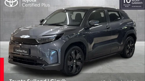 TOYOTA URBAN CRUISER 61 kWh AWD / Executive