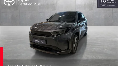 TOYOTA URBAN CRUISER 61 kWh AWD Automatgir Executive