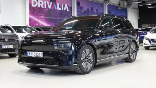 XPENG G9 98KWH AWD PERFORMANCE/Acc/Soltak/Luft/Kamera++