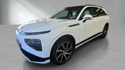 XPENG G9 LR 4WD Performance FACELIFT - PREMIUM PACK-KROK
