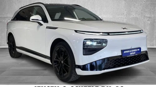 XPENG G9 Performance Long Range AWD. L-fjæring, 360, Glasstak.