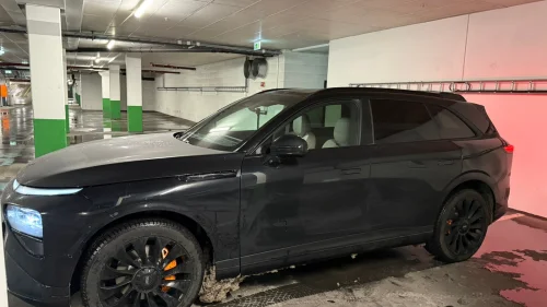 XPENG G9 AWD Performance. Black Edition. Hengerfeste. Massasje.
