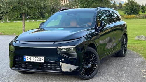 XPENG G9 4WD Performance /BLACK EDITION/KROK