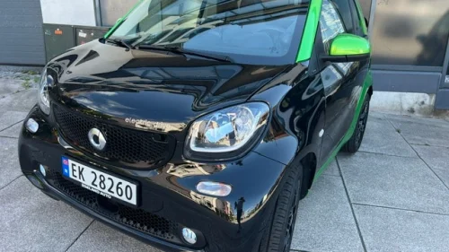 SMART fortwo cabrio ed electric cabrio