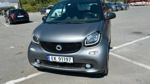 SMART fortwo cabrio ed electric cabrio