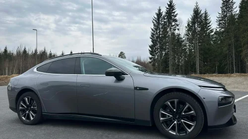 XPENG P7 AWD