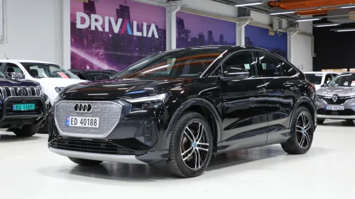 AUDI Q4 SPORTBACK 50 E TRON Sportback 50 quattro Advanced/Krok/Acc/Kamera/20"