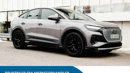 AUDI Q4 Sportback 40 e-tron 40 Business Sportback - Panorama/NAVI/Skinn