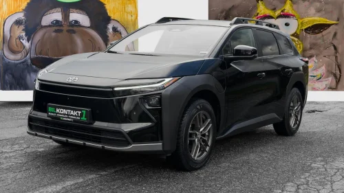 TOYOTA BZ4X TOURING AWD I Active Tech I Leveringsklar I 360 I To sett hjul