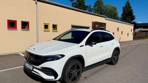 MERCEDES-BENZ EQA 250 2x AMG Sportspakke ACC Navi R.kam EL.Krok 426 KM