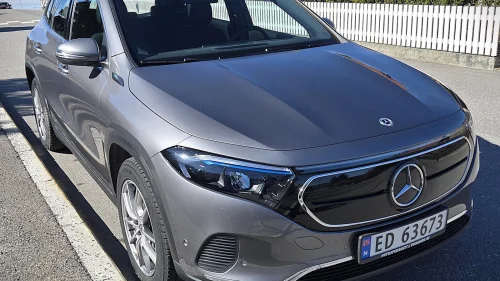 MERCEDES-BENZ EQA 250 250