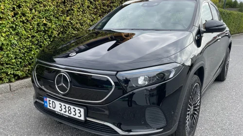 MERCEDES-BENZ EQA 250 250