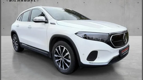 MERCEDES-BENZ EQA 250 250 // Tilhengerfeste // Garanti
